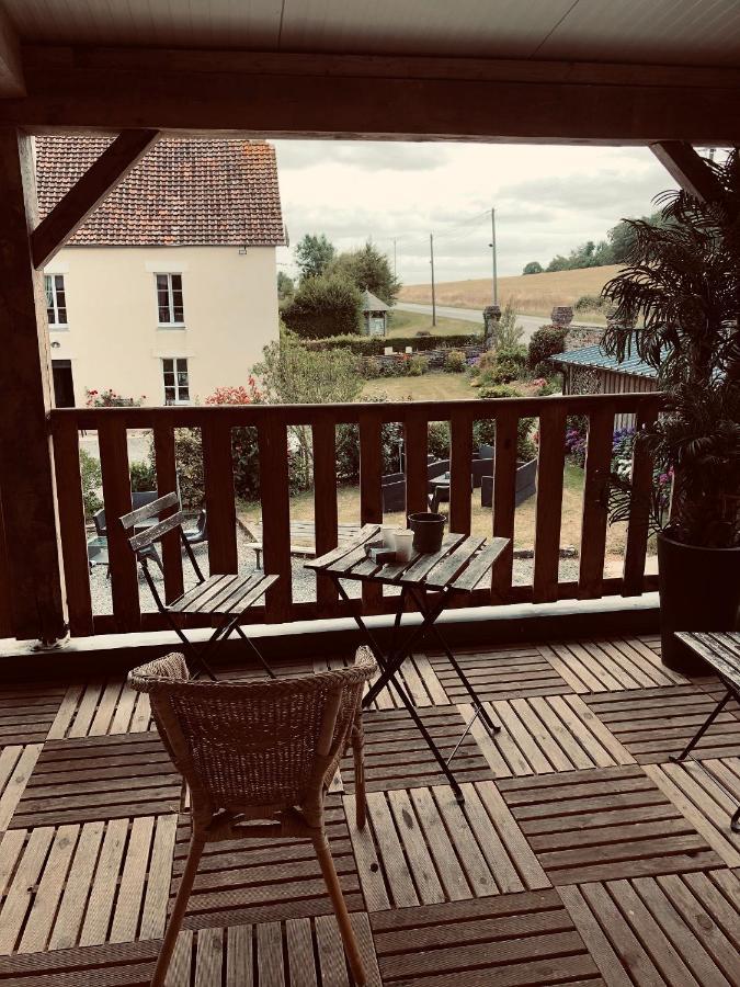Gite De La Cour Campandré-Valcongrain Kültér fotó