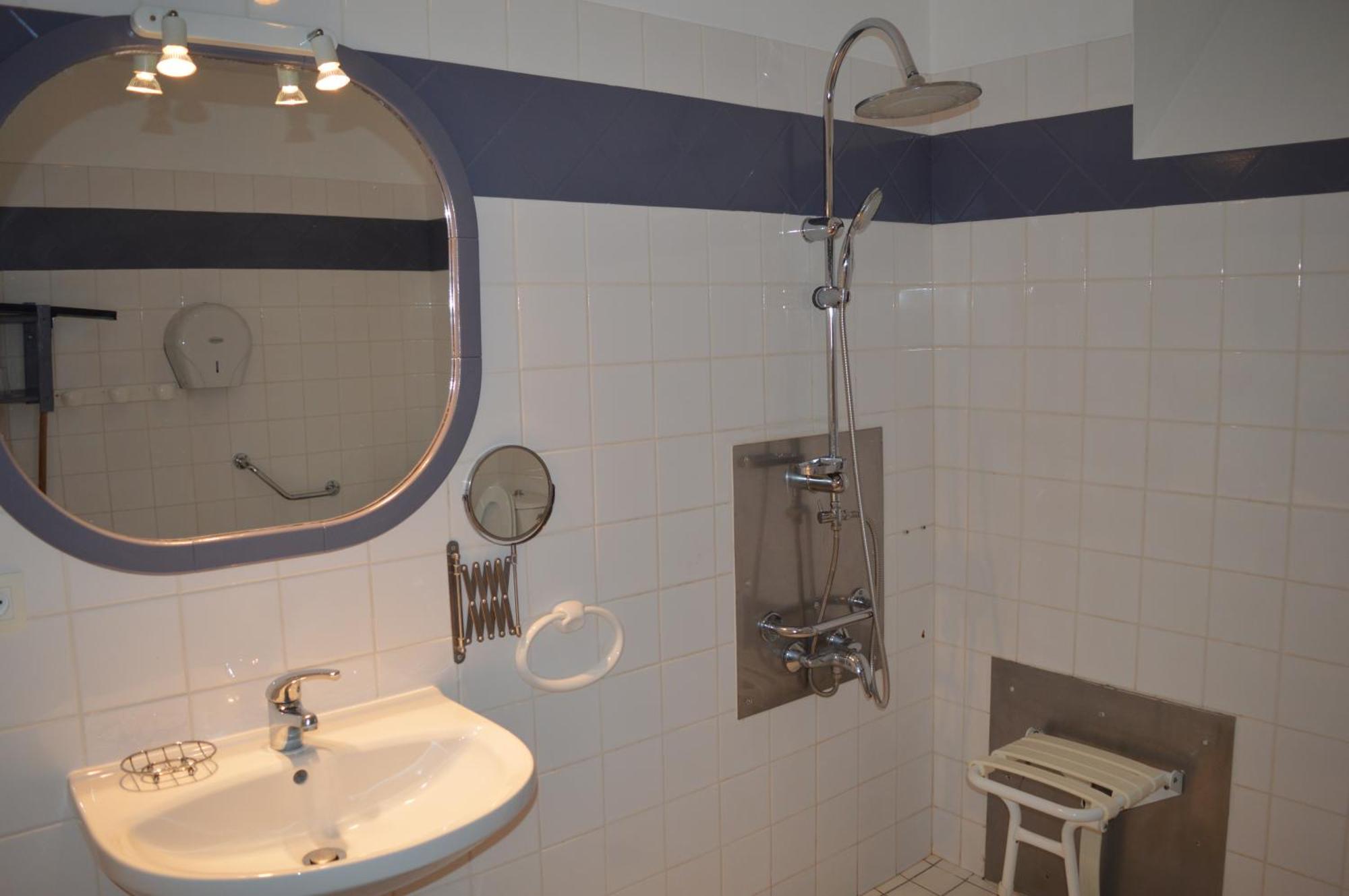 Gite De La Cour Campandré-Valcongrain Kültér fotó