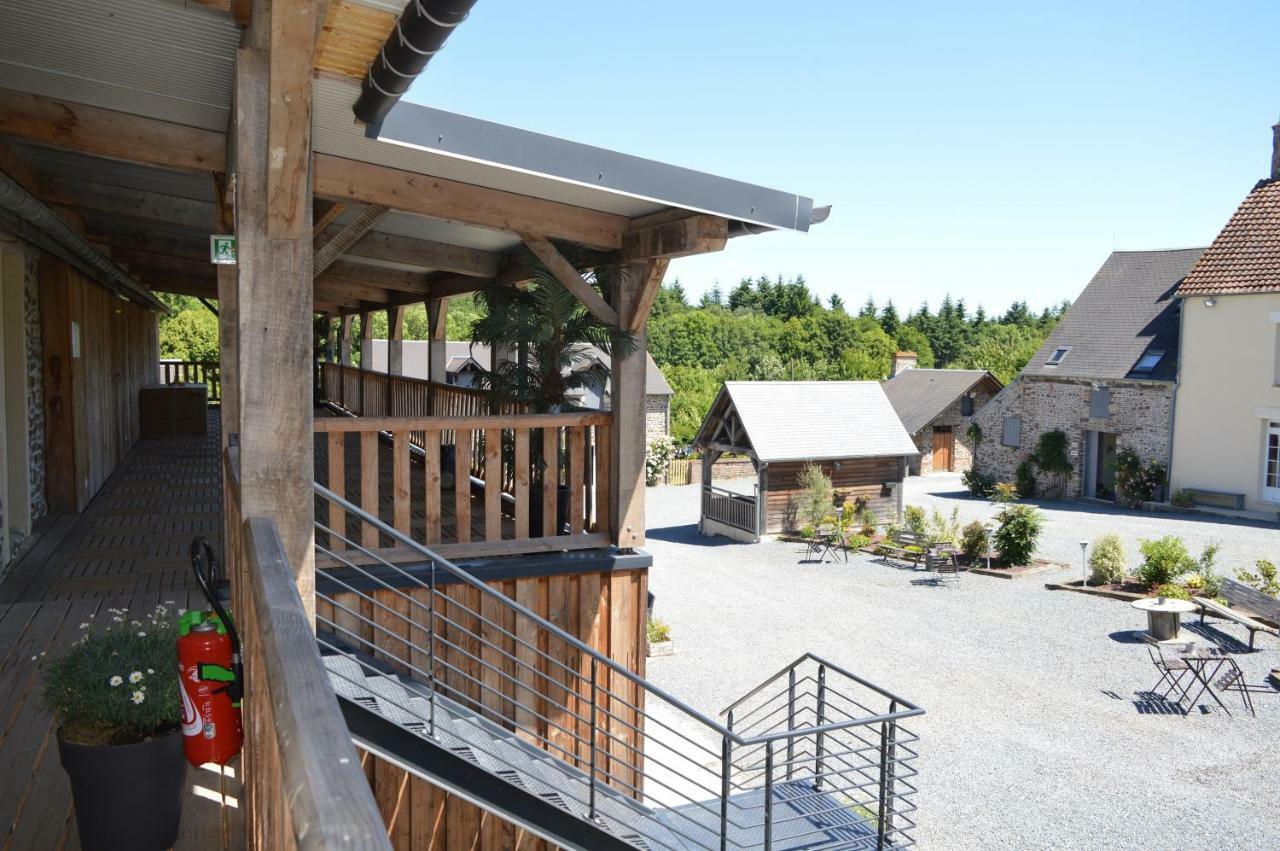 Gite De La Cour Campandré-Valcongrain Kültér fotó